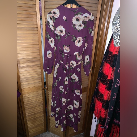 As U Wish dress. - Picture 3 of 4